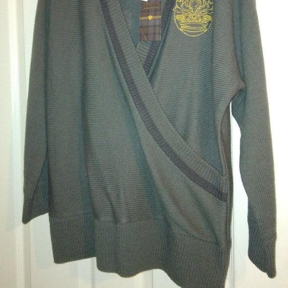 Her Universe Outlander plus size sweater - Picture 3 of 3